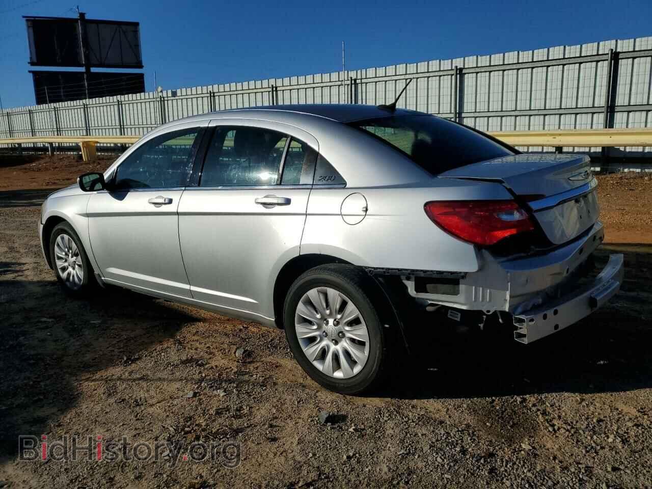 2012 CHRYSLER 200 - VIN: 1C3CCBAB7CN281564 - Фото 2