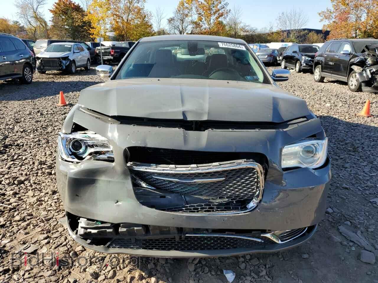 2019 CHRYSLER 300 - VIN: 2C3CCAEG3KH697800 - Фото 5