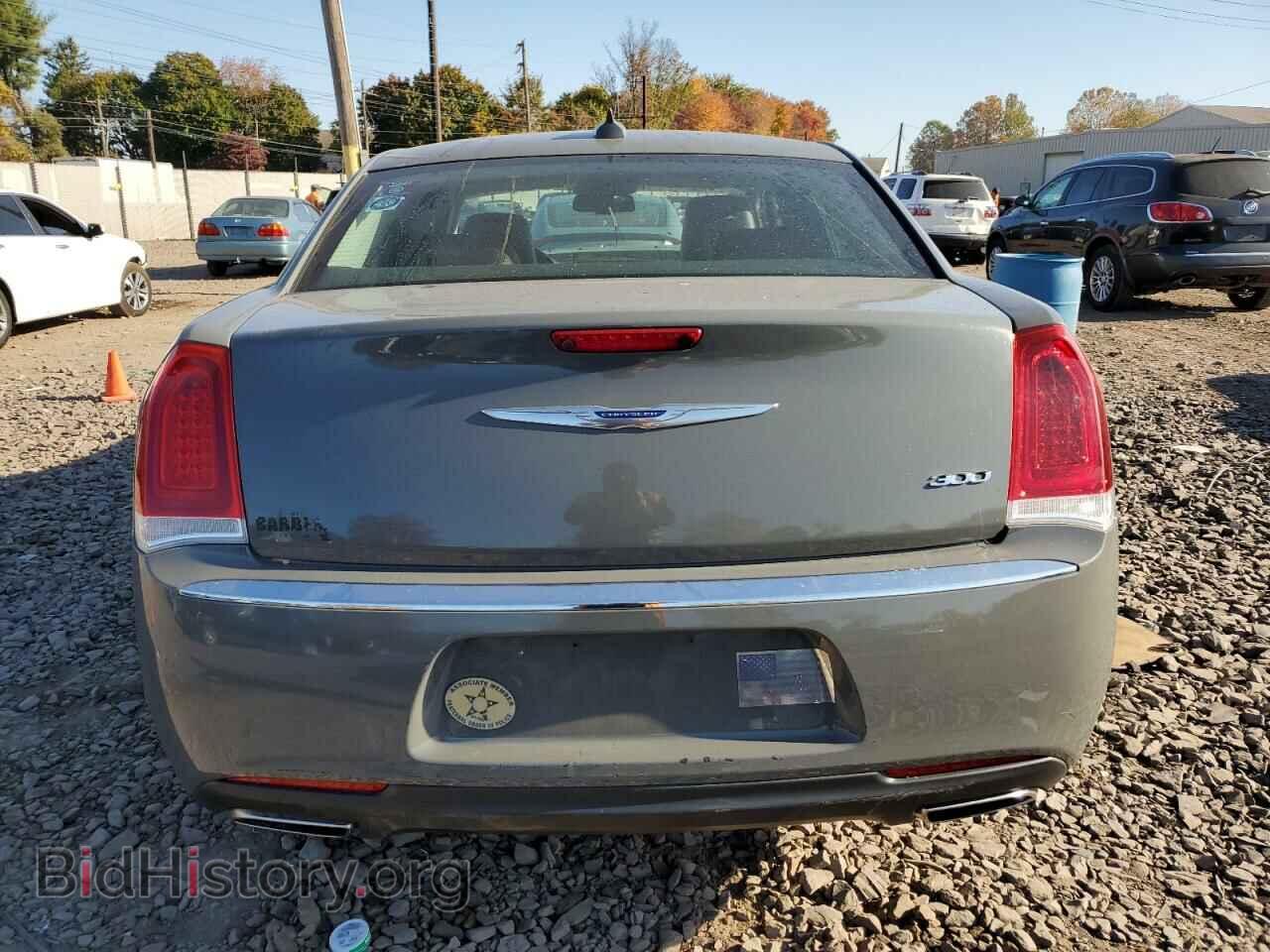 2019 CHRYSLER 300 - VIN: 2C3CCAEG3KH697800 - Фото 6