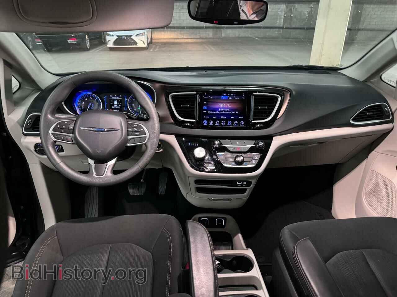 2017 CHRYSLER PACIFICA - VIN: 2C4RC1DG6HR663909 - Фото 9