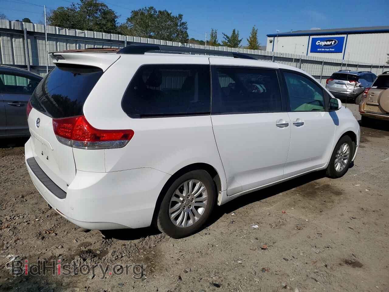 2014 TOYOTA All Models - VIN: 5TDYK3DC5ES458317 - Фото 3