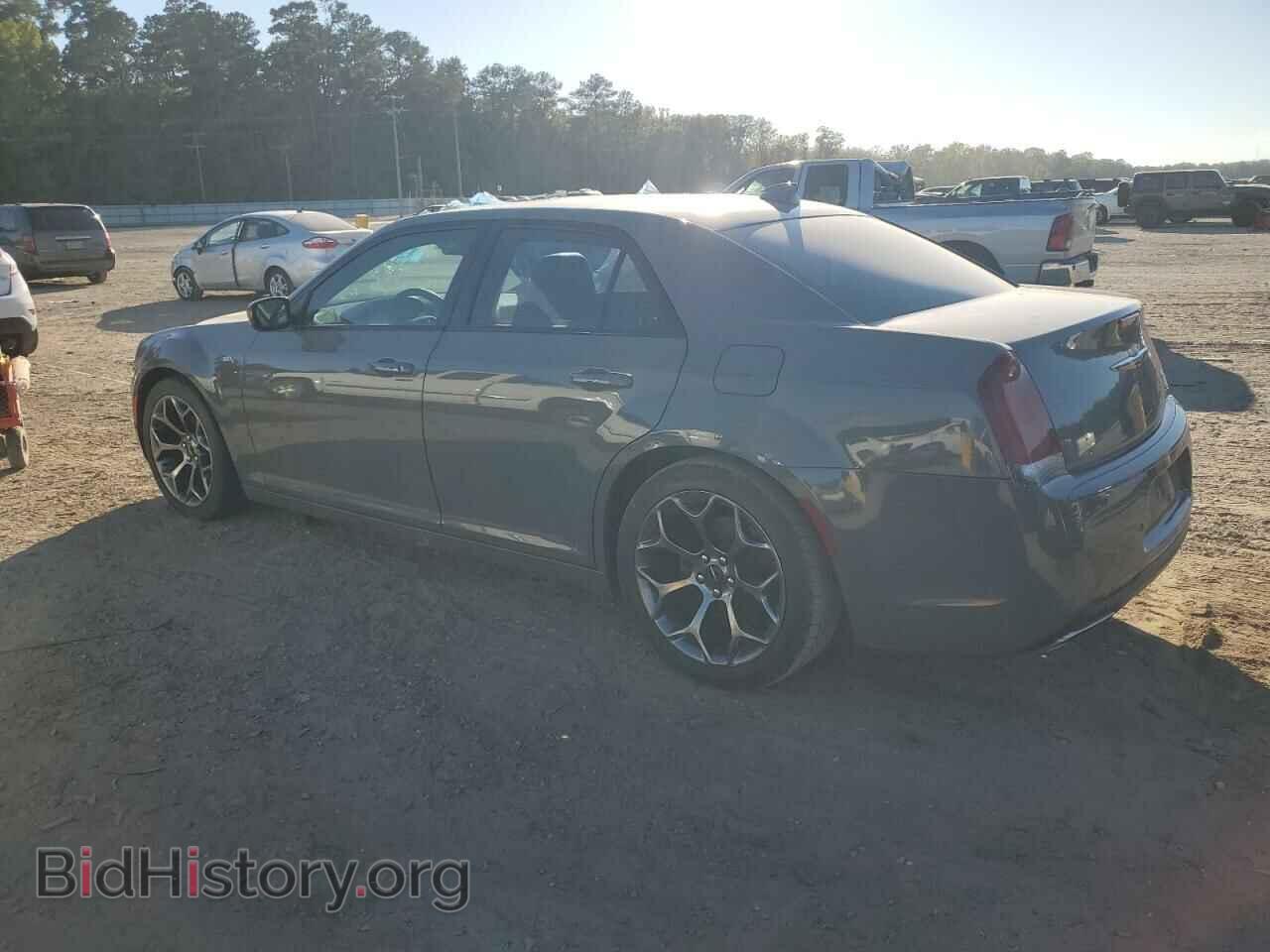 2017 CHRYSLER 300 - VIN: 2C3CCABG3HH624133 - Фото 2