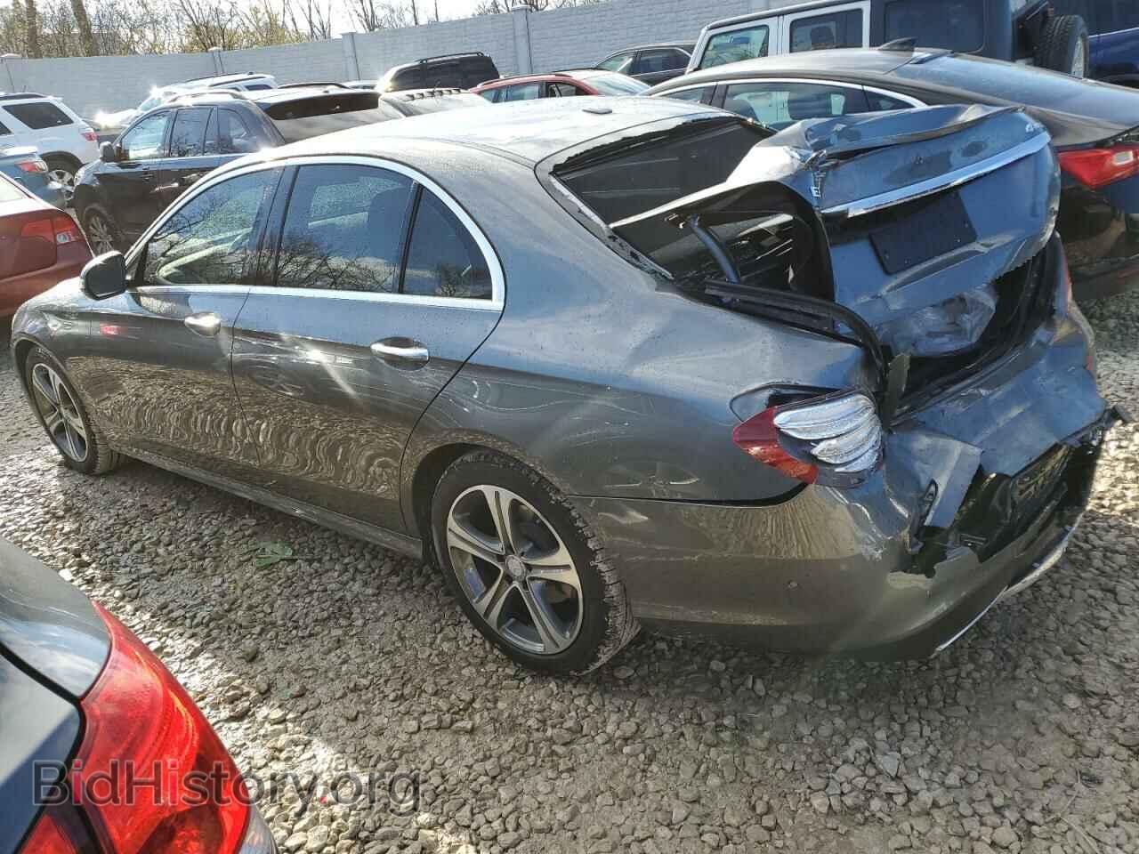 2017 MERCEDES-BENZ E-CLASS - VIN: WDDZF4KB5HA096263 - Фото 2