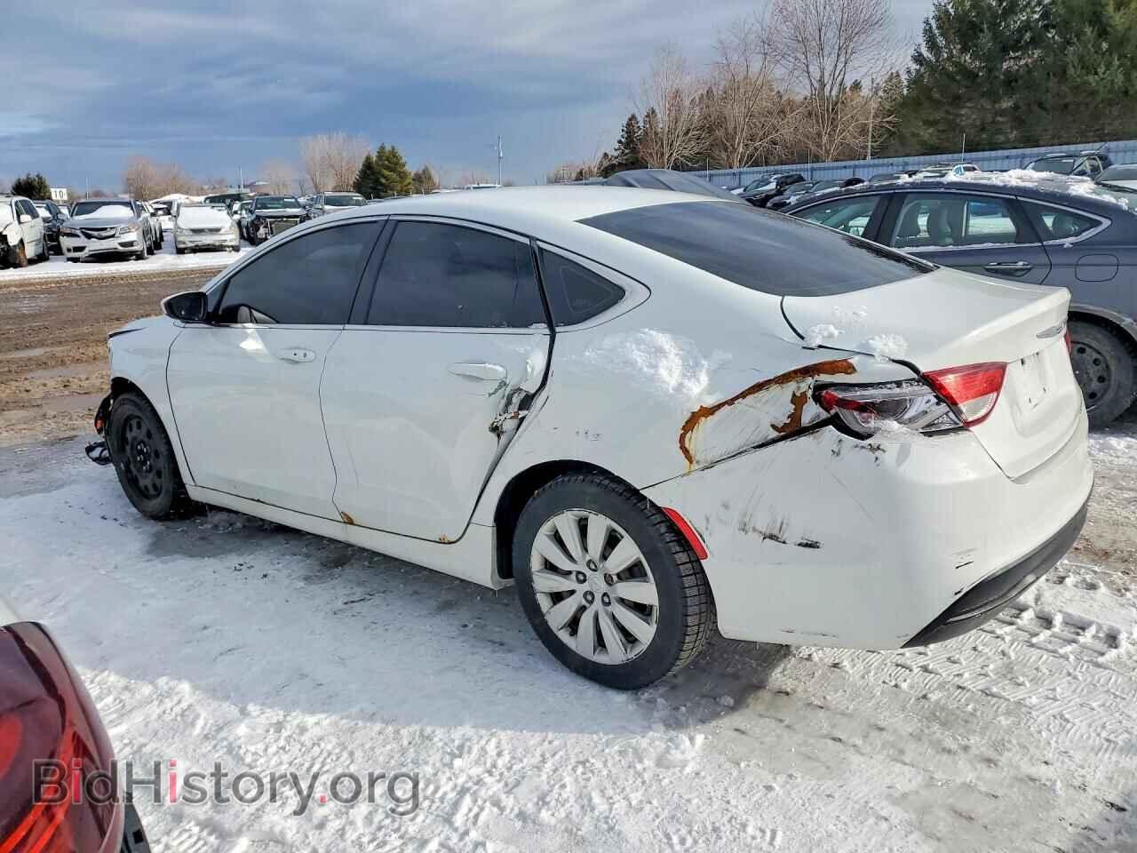 2015 CHRYSLER 200 - VIN: 1C3CCCFBXFN593283 - Фото 2