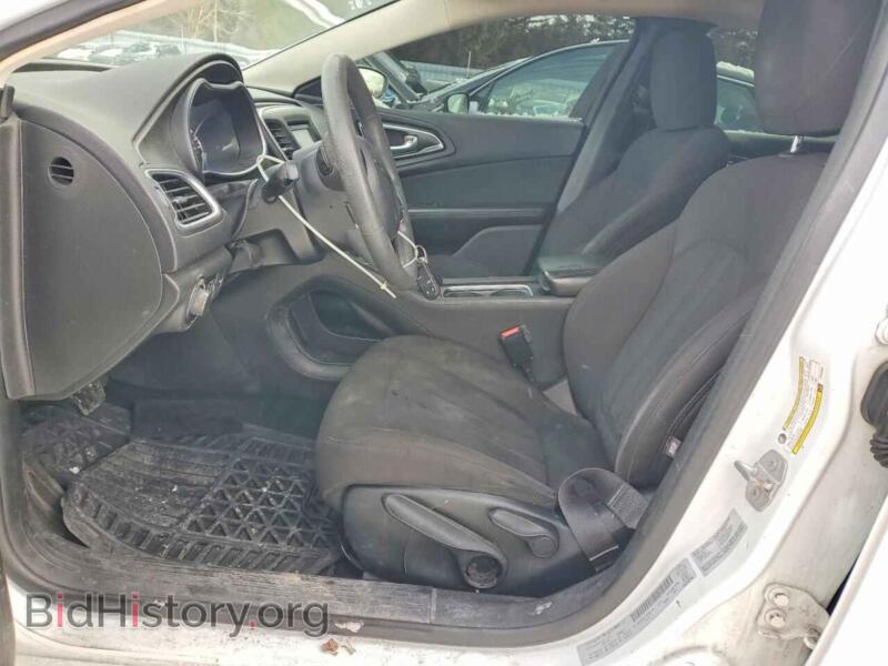 2015 Chrysler 200 (VIN 1C3CCCFBXFN593283) — photo 7 of 12