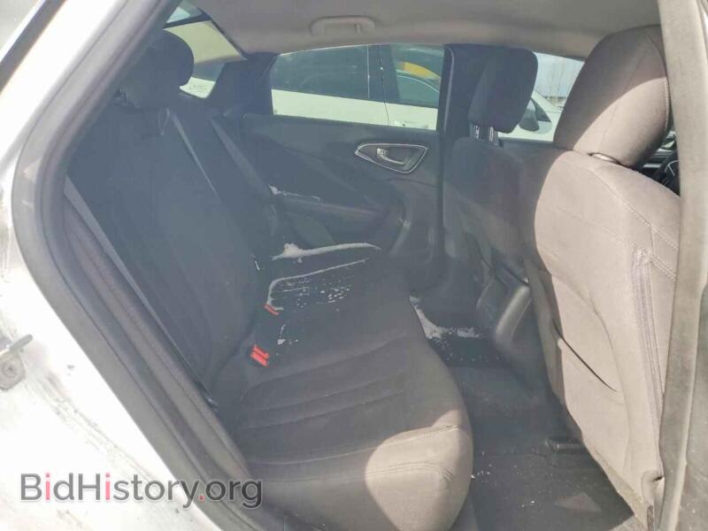 2015 Chrysler 200 (VIN 1C3CCCFBXFN593283) — photo 10 of 12