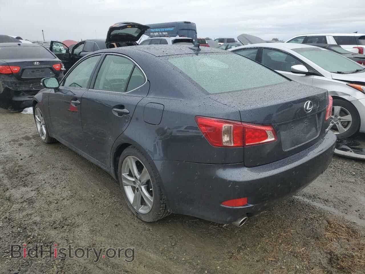 2011 LEXUS IS - VIN: JTHBF5C25B2101364 - Фото 2