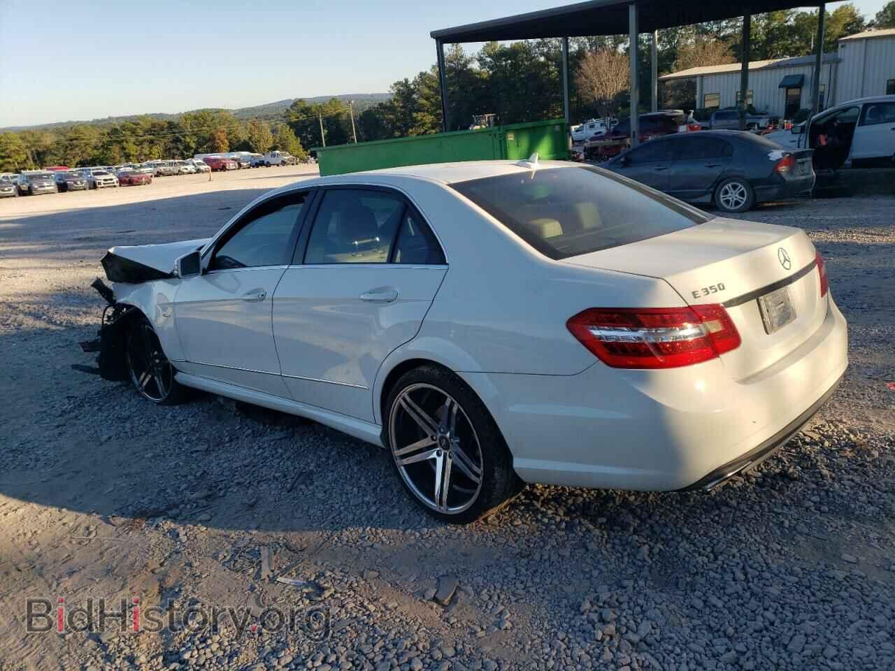 2012 MERCEDES-BENZ E-CLASS - VIN: WDDHF5KB6CA557559 - Фото 2