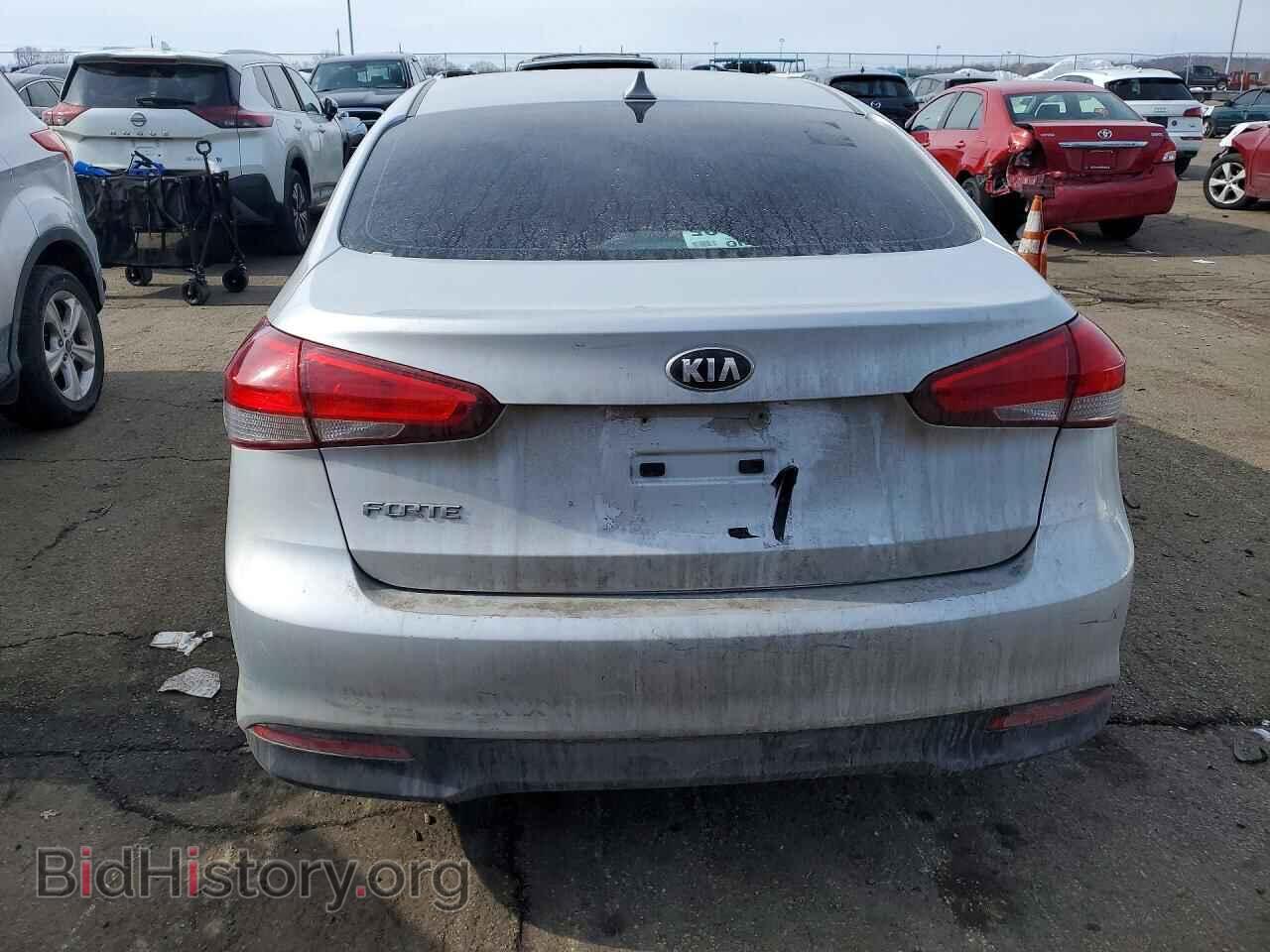 2018 KIA FORTE - VIN: 3KPFK4A73JE195284 - Фото 6