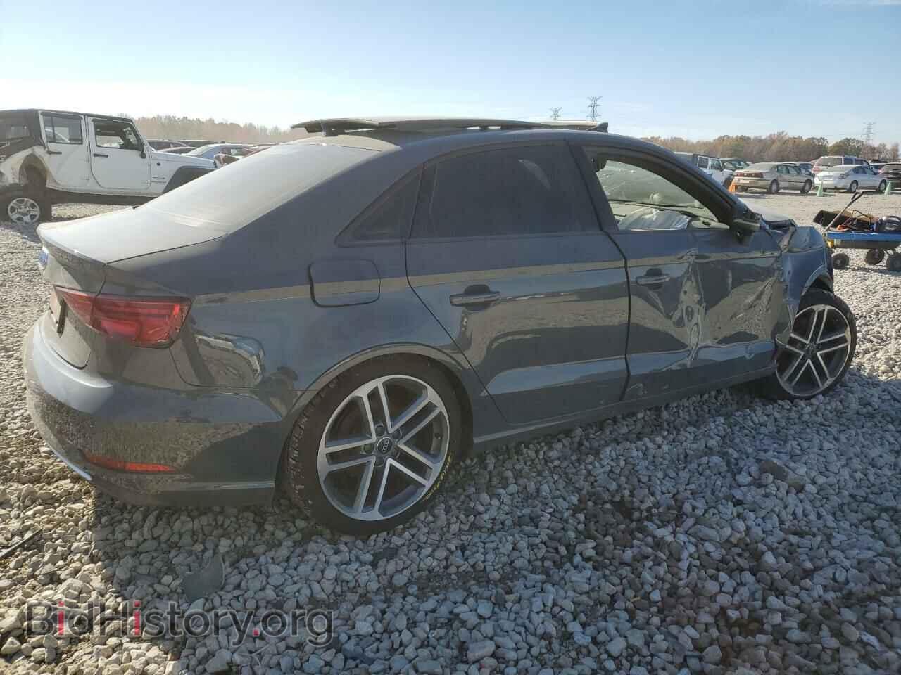 2017 AUDI A3 - VIN: WAUAUGFF0H1041499 - Фото 3