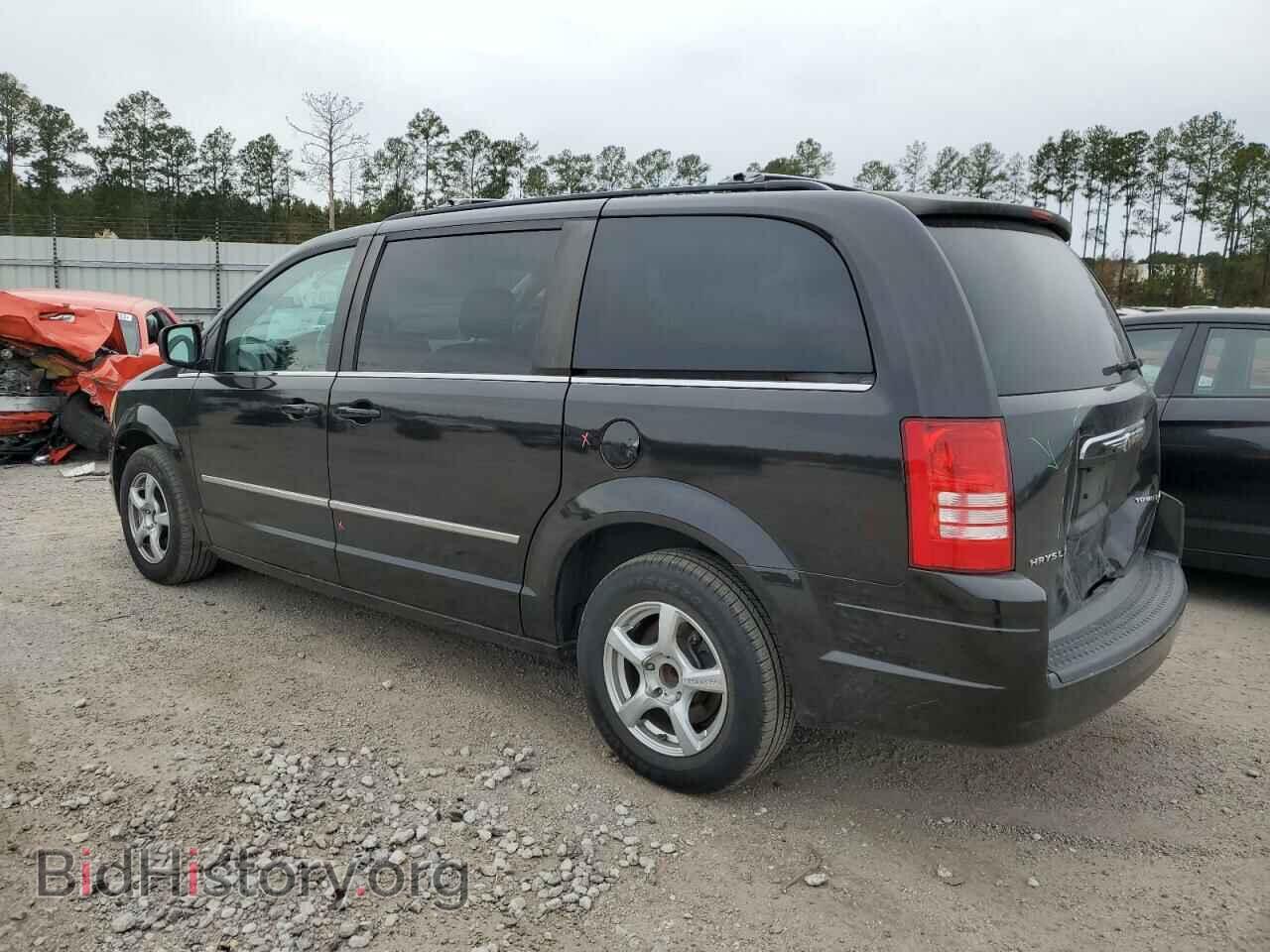 2010 CHRYSLER MINIVAN - VIN: 2A4RR8D13AR415670 - Фото 2