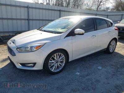 2016 Ford FOCUS Titanium, белый — VIN 1FADP3N20GL376169, Copart