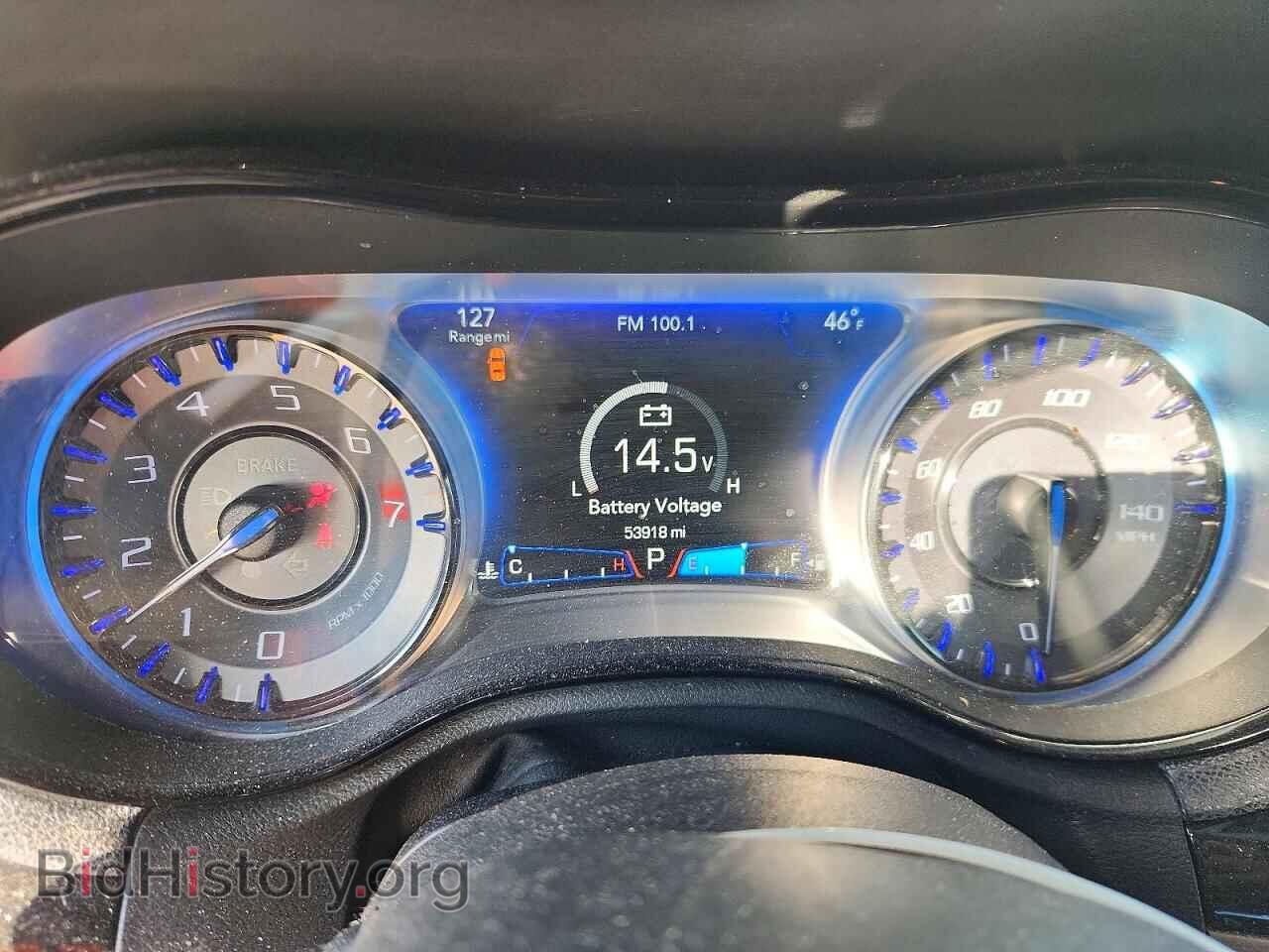 2016 CHRYSLER 300 - VIN: 2C3CCABGXGH322420 - Фото 9
