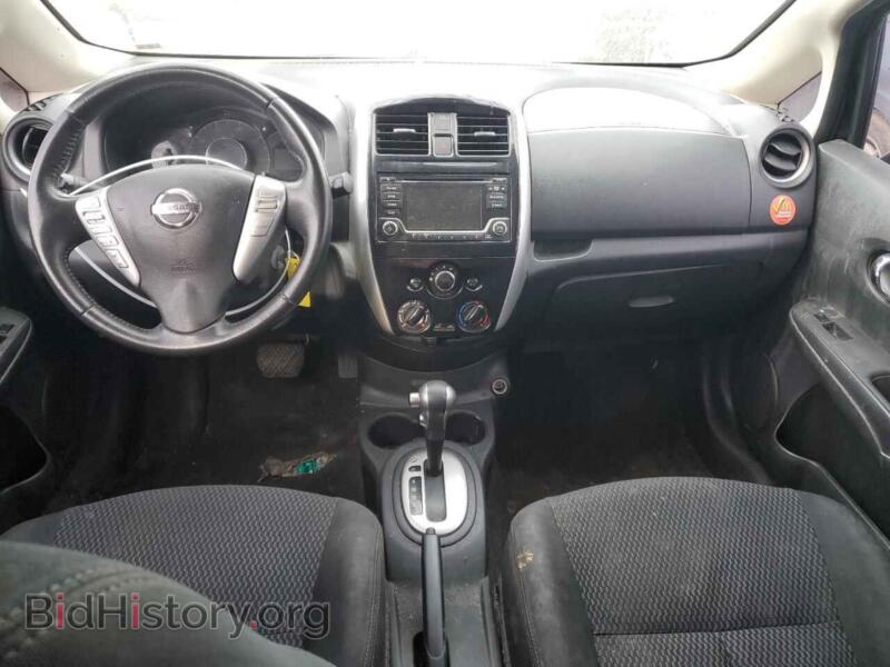 2017 Nissan VERSA (VIN 3N1CE2CP3HL366118) — photo 8 of 12