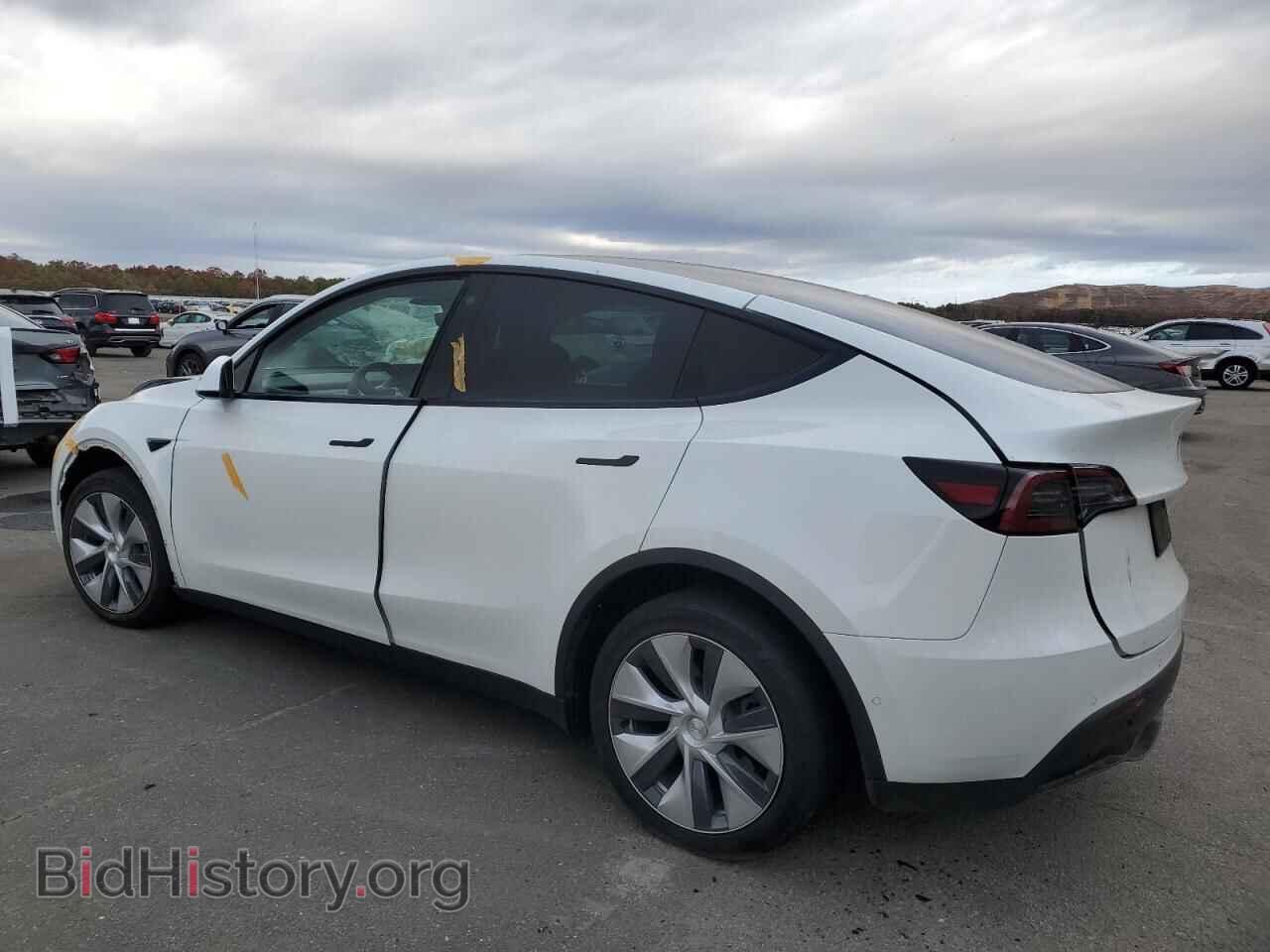 2022 TESLA MODEL Y - VIN: 7SAYGDEE3NF431907 - Фото 2
