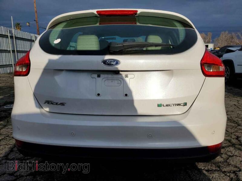 2017 Ford FOCUS (VIN 1FADP3R49HL314735) — фото 6 из 12