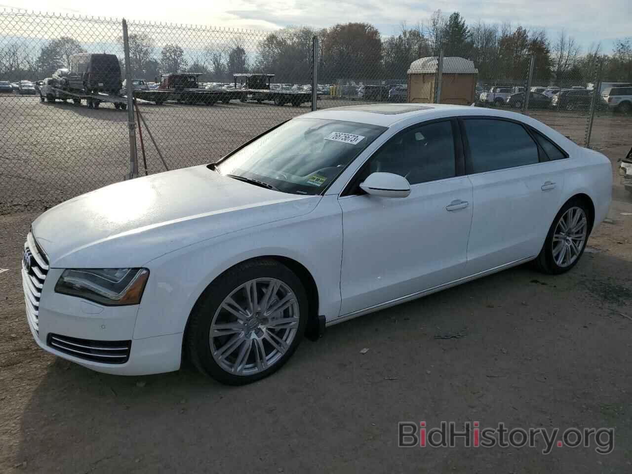 Photo WAURVAFD7BN018250 - AUDI A8 2011