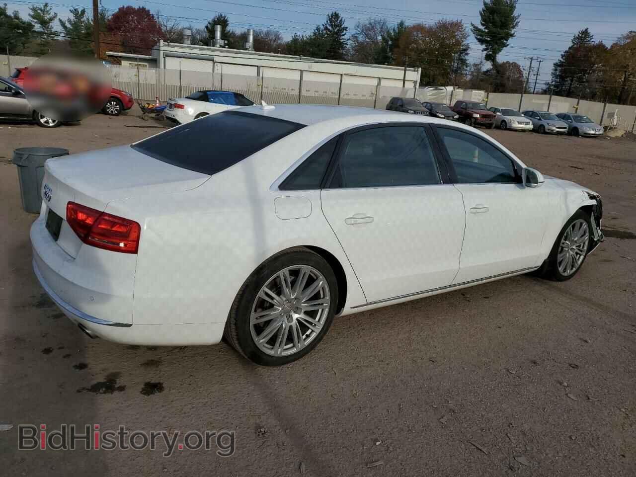 2011 AUDI A8 - VIN: WAURVAFD7BN018250 - Фото 3