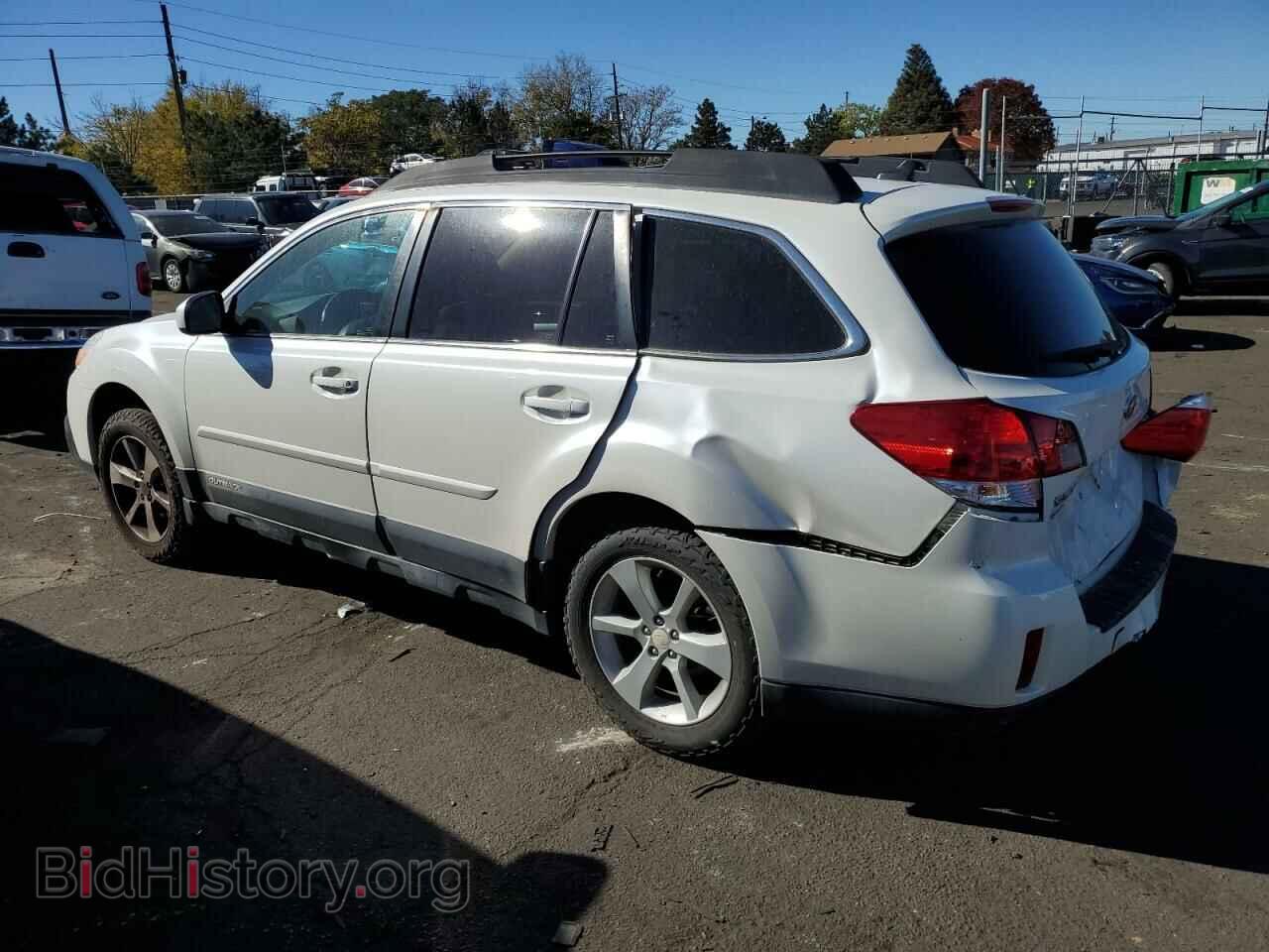 2014 SUBARU OUTBACK - VIN: 4S4BRBCC8E3328915 - Фото 2