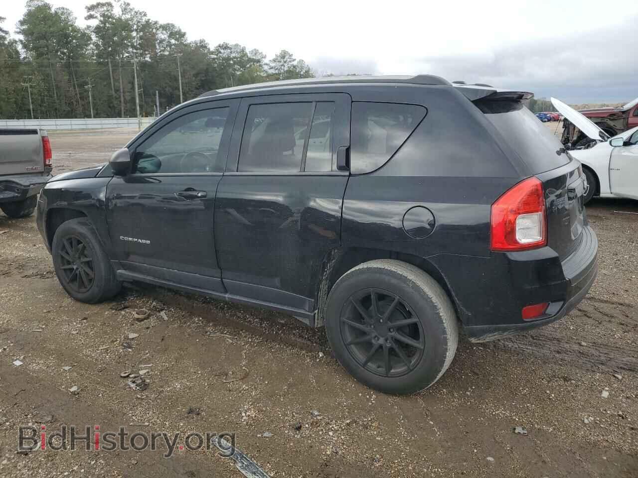 2013 JEEP COMPASS - VIN: 1C4NJCEB7DD205635 - Photo 2