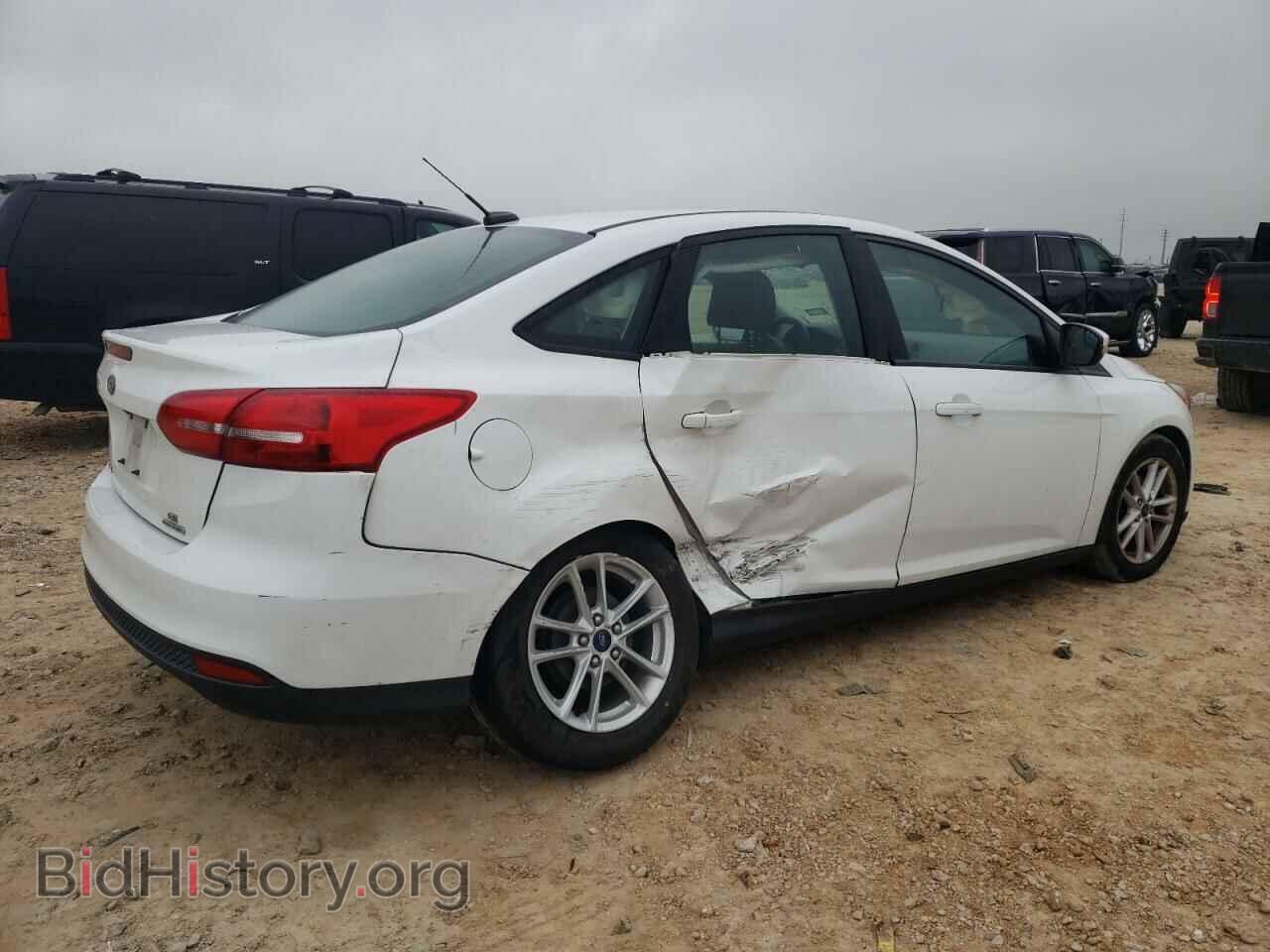 2016 FORD FOCUS - VIN: 1FADP3F29GL360177 - Фото 3