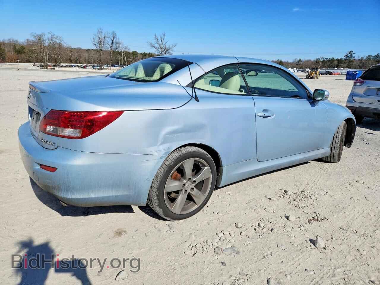 2010 LEXUS IS - VIN: JTHFF2C22A2510727 - Photo 3