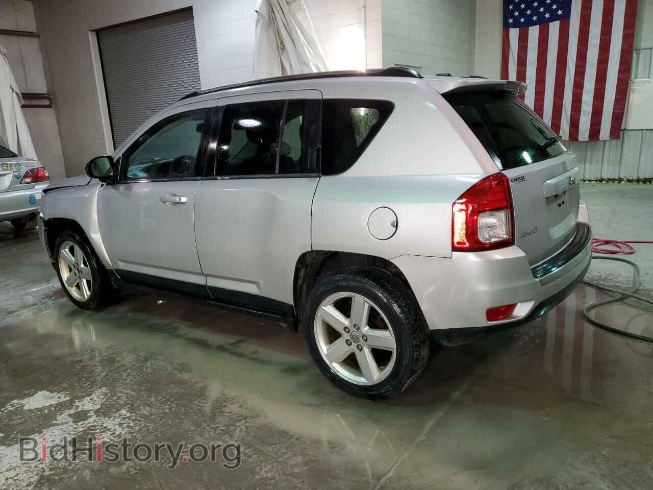 2011 JEEP COMPASS - VIN: 1J4NF5FB3BD169509 - Photo 2