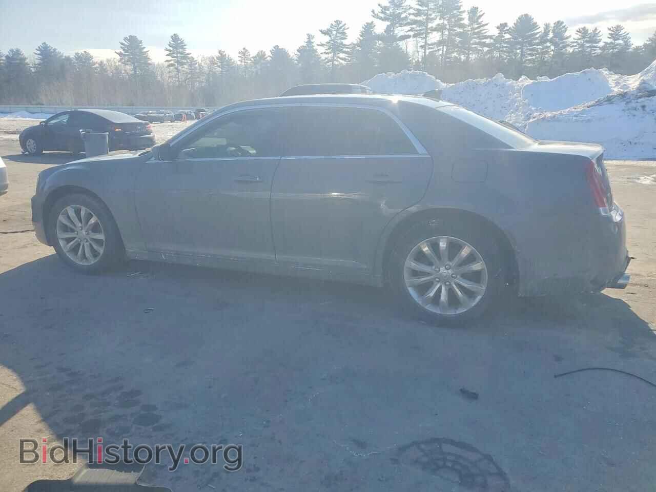 2017 CHRYSLER 300 - VIN: 2C3CCARG9HH624224 - Фото 2