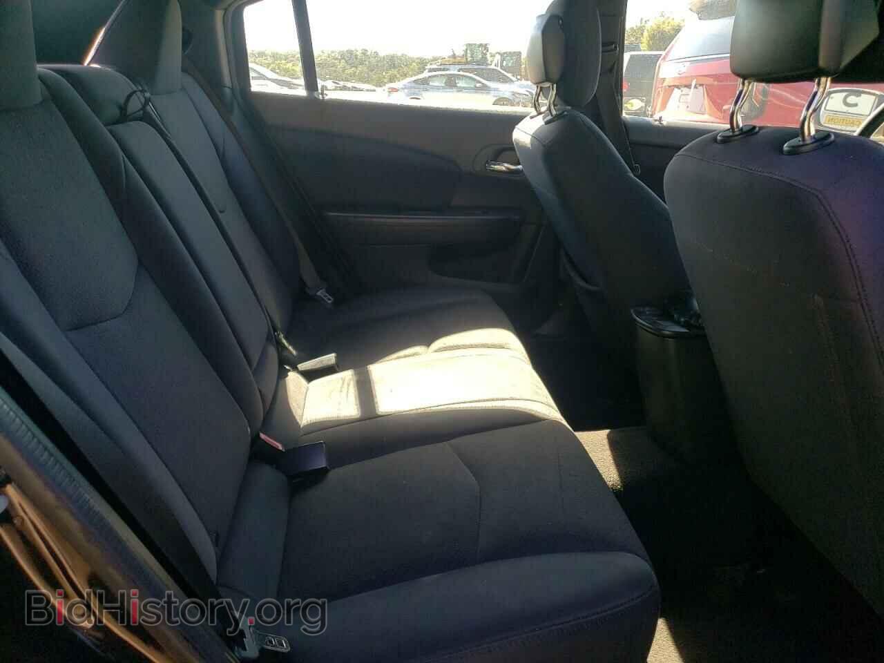 2014 CHRYSLER 200 - VIN: 1C3CCBAB1EN211335 - Фото 10