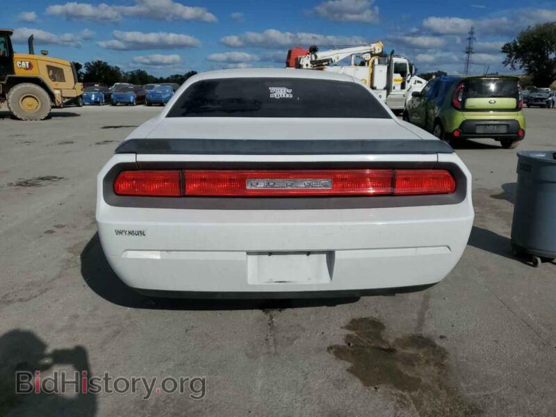 2010 Dodge CHALLENGER (VIN 2B3CJ4DV1AH300457) — photo 6 of 12