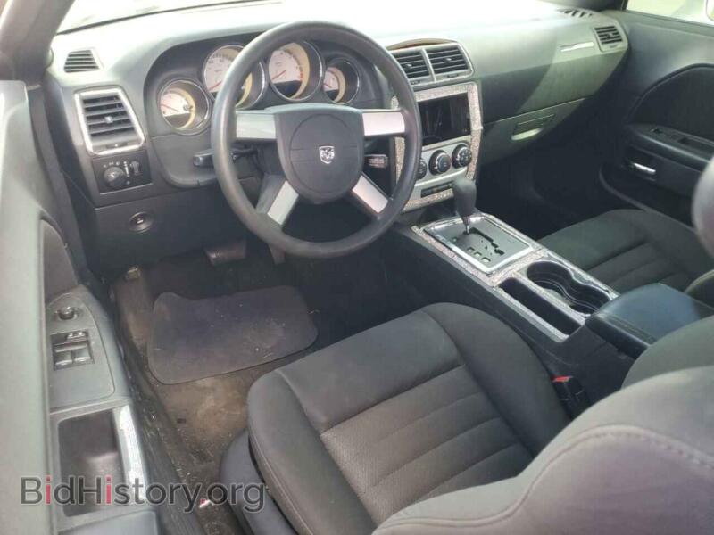 2010 Dodge CHALLENGER (VIN 2B3CJ4DV1AH300457) — photo 8 of 12