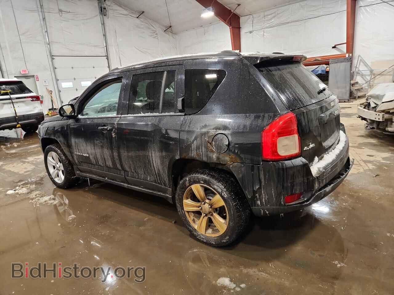 2011 JEEP COMPASS - VIN: 1J4NF1FB5BD206844 - Фото 2
