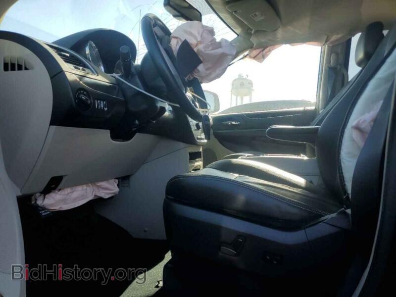 2016 Chrysler MINIVAN (VIN 2C4RC1BG9GR167035) — photo 7 of 13