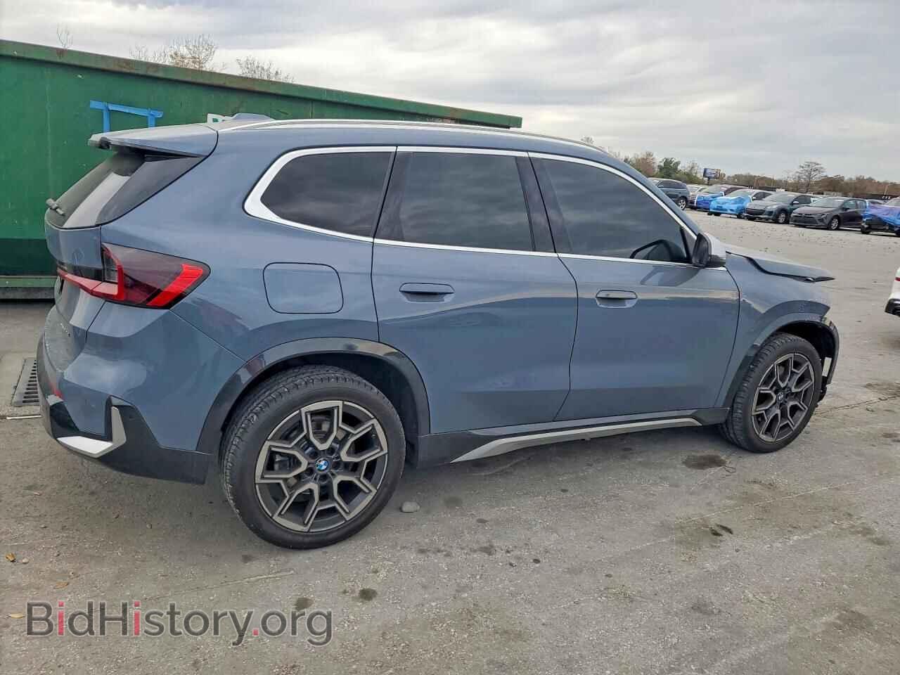 2023 BMW X1 - VIN: WBX73EF02P5X77502 - Фото 3