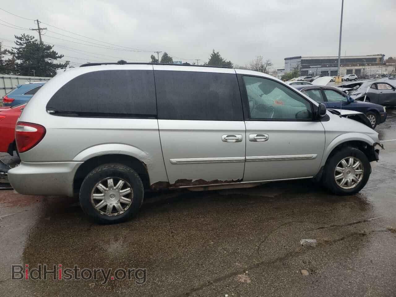 2007 CHRYSLER MINIVAN - VIN: 2A8GP54L67R260357 - Фото 3