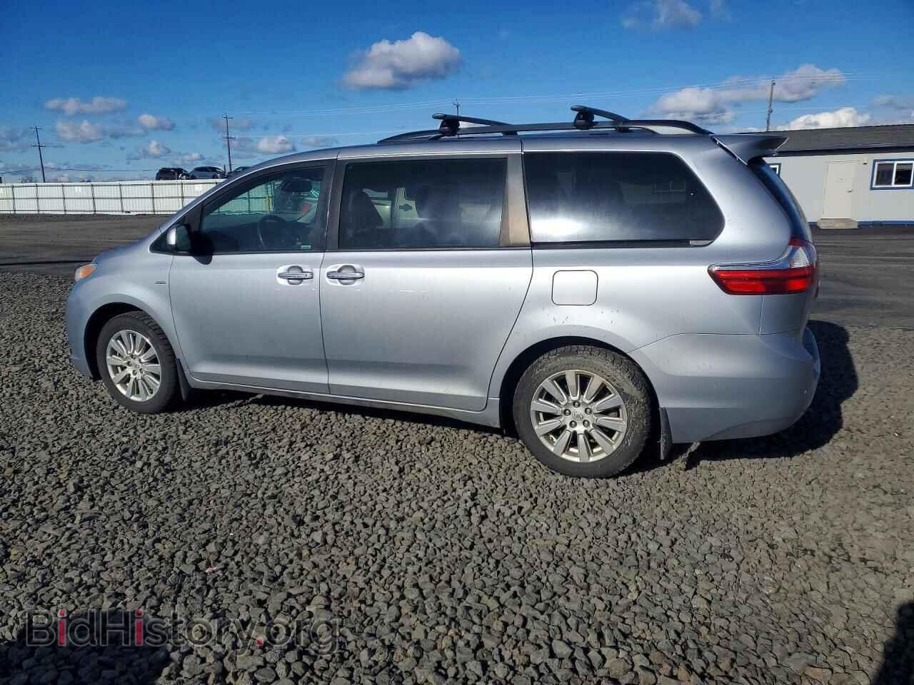 2017 TOYOTA All Models - VIN: 5TDDZ3DC2HS168423 - Фото 2