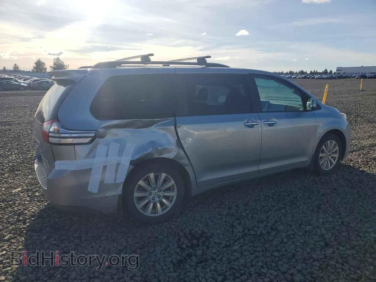 2017 TOYOTA All Models - VIN: 5TDDZ3DC2HS168423 - Фото 3