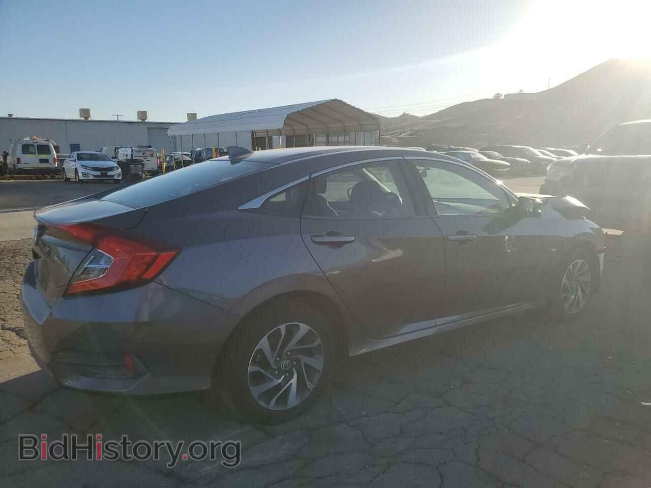 2017 HONDA CIVIC - VIN: 2HGFC2F73HH560976 - Фото 3