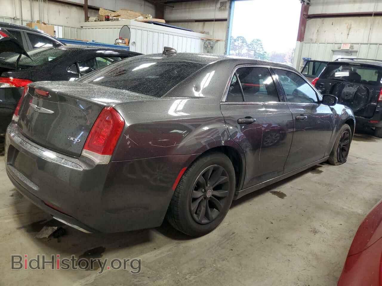 2015 CHRYSLER 300 - VIN: 2C3CCAAG1FH838181 - Фото 3