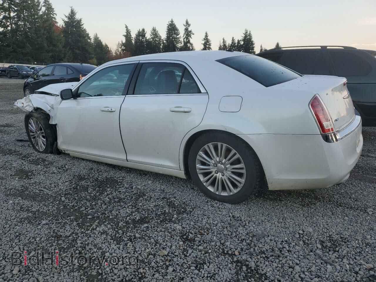 2014 CHRYSLER 300 - VIN: 2C3CCARG0EH352934 - Фото 2