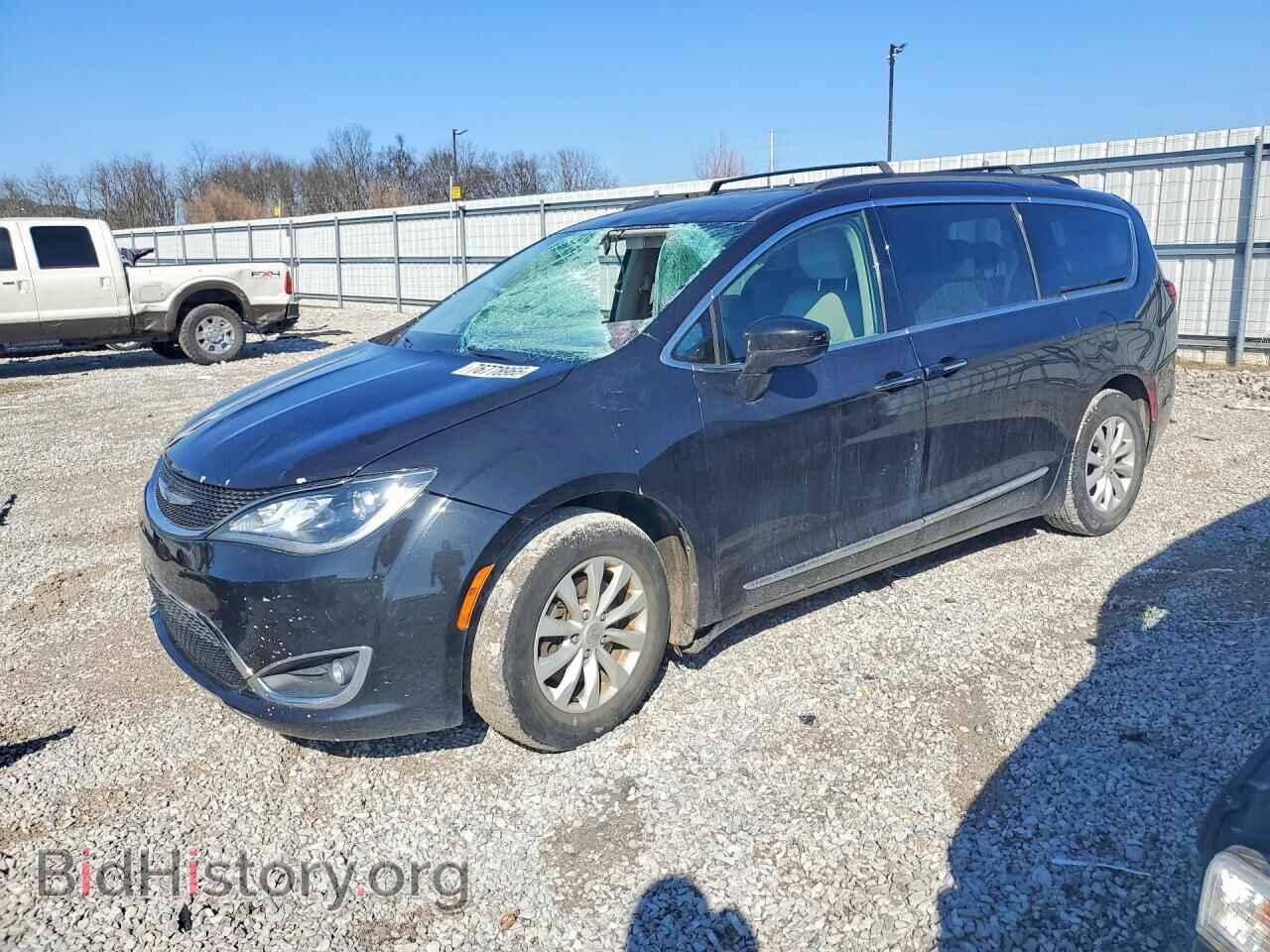 2017 Chrysler PACIFICA Touring L (VIN 2C4RC1BG5HR739008) — фото 1 из 13, Copart, повреждение: крыша