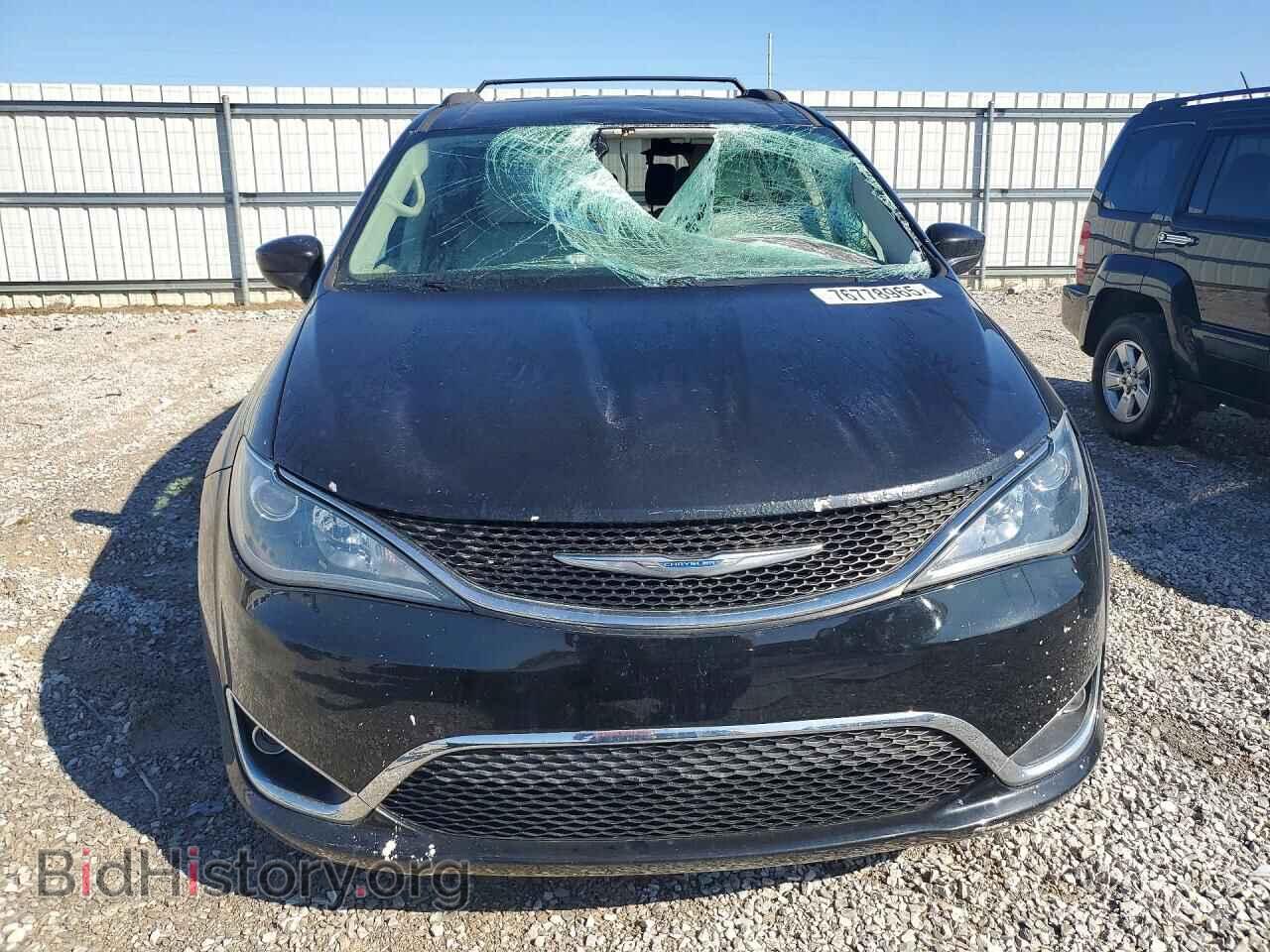 2017 Chrysler PACIFICA (VIN 2C4RC1BG5HR739008) — фото 5 из 13