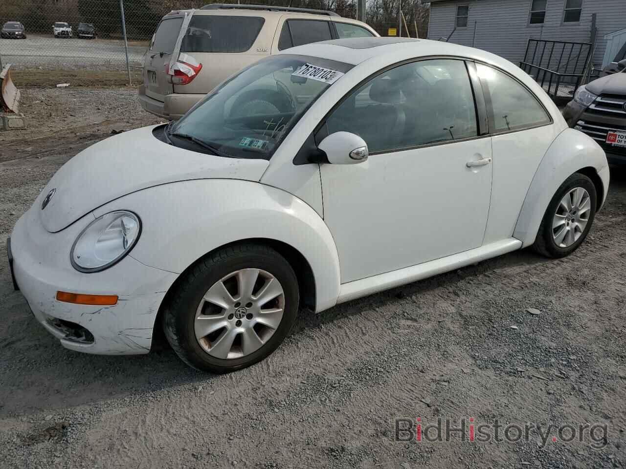 Photo 3VWRG3AG5AM032132 - VOLKSWAGEN BEETLE 2010