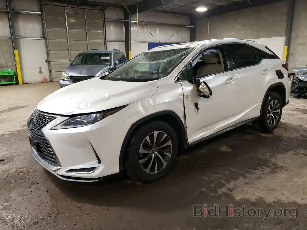 Photo 2T2HZMDAXLC236311 - LEXUS RX350 2020