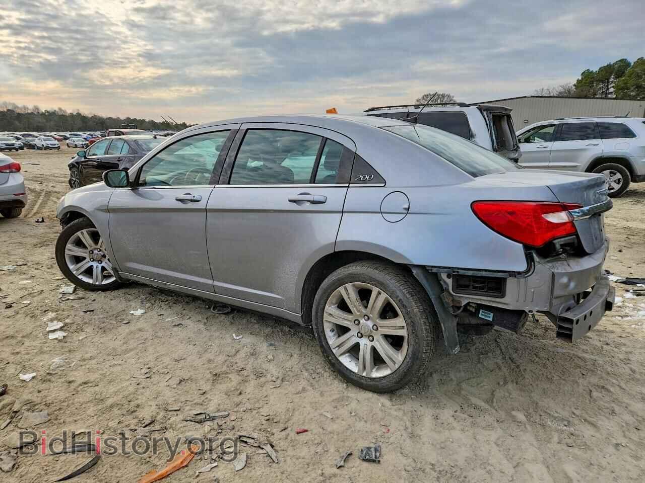 2013 CHRYSLER 200 - VIN: 1C3CCBBB6DN514057 - Фото 2