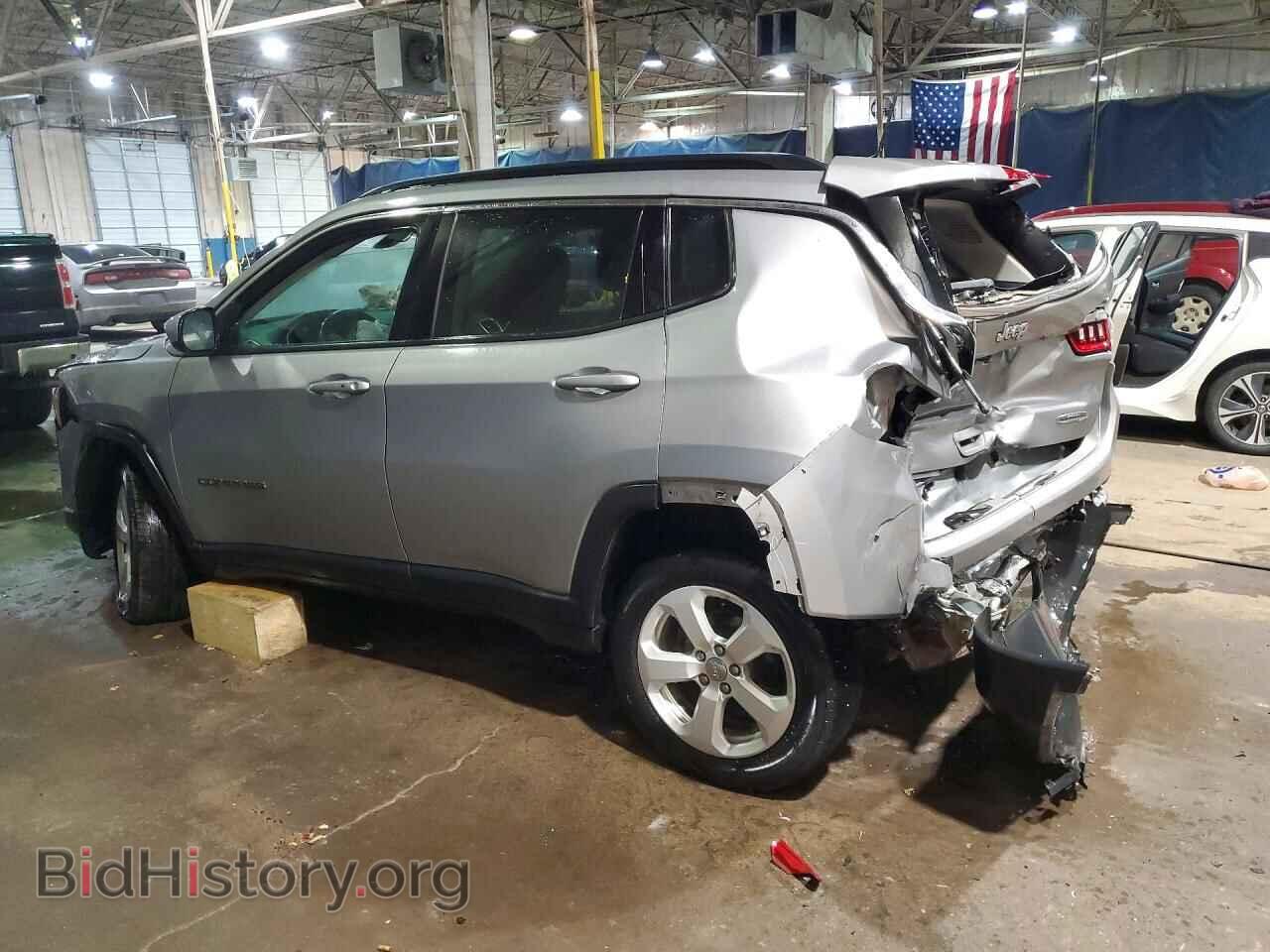 2018 JEEP COMPASS - VIN: 3C4NJDBB2JT433896 - Фото 2