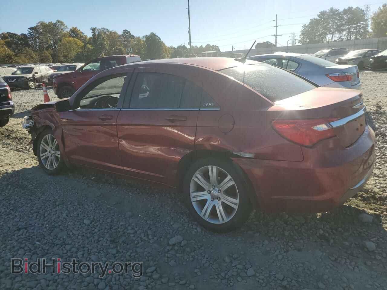 2013 CHRYSLER 200 - VIN: 1C3CCBBB7DN676330 - Фото 2
