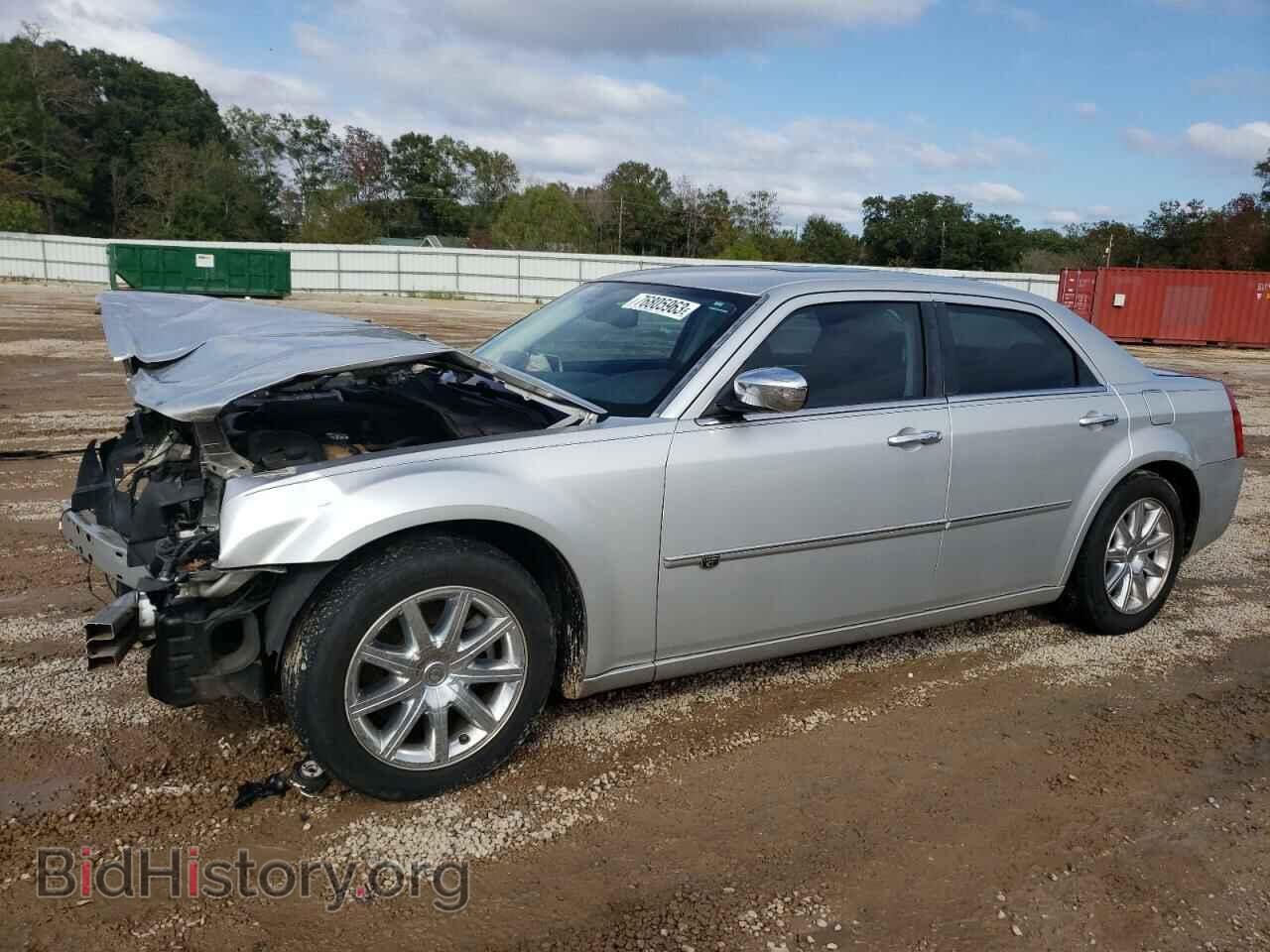 Фотография 2C3CA6CT3AH115762 - CHRYSLER 300 2010