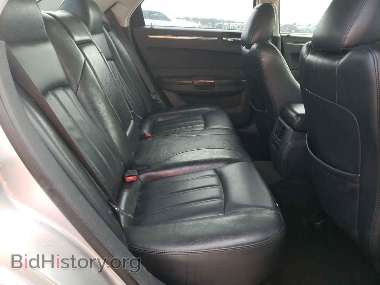 2010 CHRYSLER 300 - VIN: 2C3CA6CT3AH115762 - Фото 10