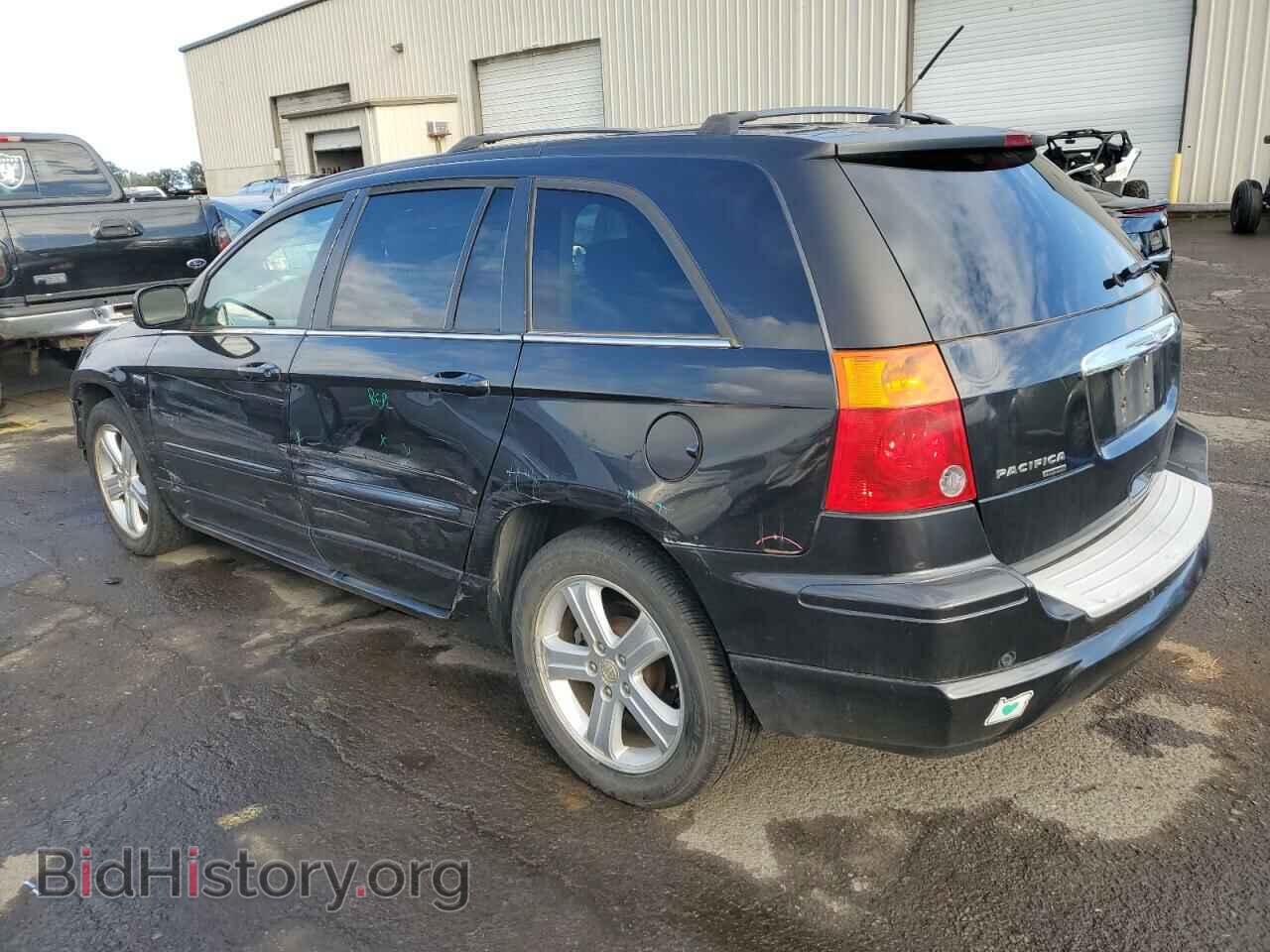 2008 CHRYSLER PACIFICA - VIN: 2A8GF68XX8R611990 - Photo 2